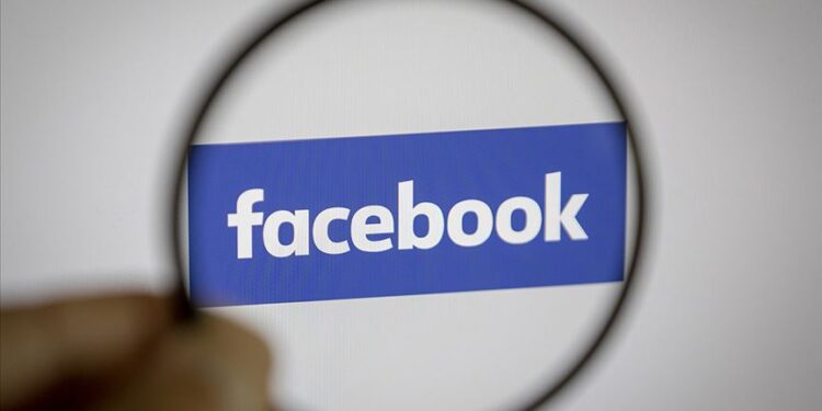 Facebook, Geri Kalmış Ülkelerdeki Liderlerin Manipülasyon Yapmasına İzin mi Veriyor?