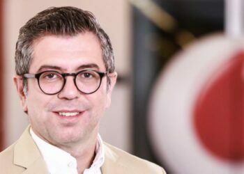 Vodafone Türkiye, Dünyaya Yönetici İhraç Etmeye Devam Ediyor
