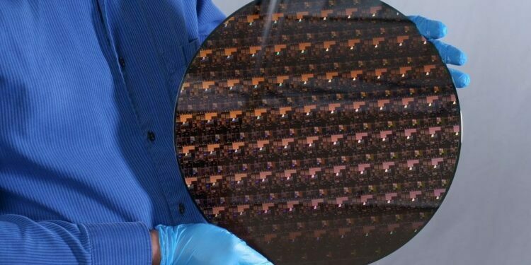 IBM, Dünyanın İlk 2 Nanometrelik Çipini Geliştirdi