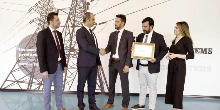 Advantech Türkiye, “Birlikte Oluşturma” İş Modeli Kapsamında Form Elektrik ile El Sıkıştı