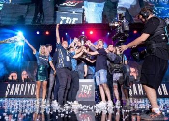 İzmir LoL Türkiye Büyük Finali’ne Ev Sahipliği Yaptı