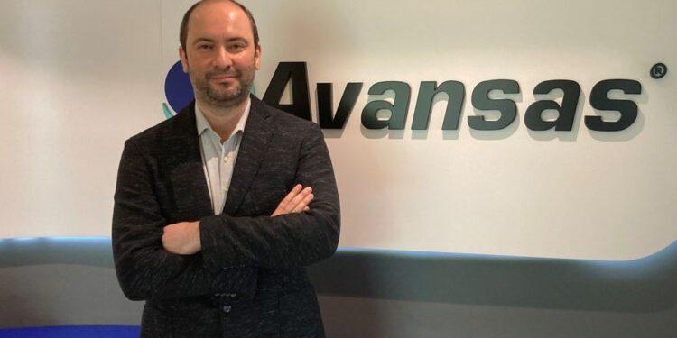 Avansas IT Direktörü Mert Dernek Oldu