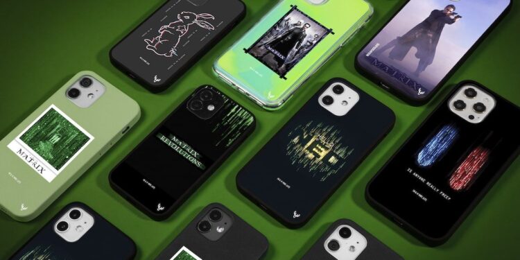 Yerli Telefon Kılıfı Tasarımcısı, Warner Bros İle İşbirliği Yapıyor