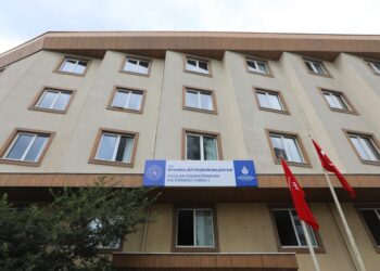 İBB Tarihinde İlk