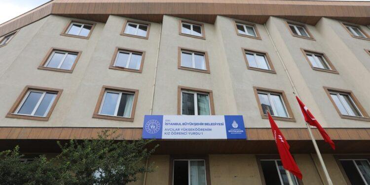 İBB Tarihinde İlk