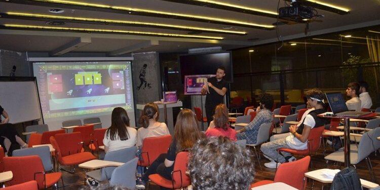 48 Saat Süren Ideathon Hackofis Tamamlandı