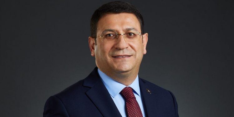 Deva Partisi’nden Sosyal Medya Düzenlemesi Öncesi Tepki: “Sosyal Medyayı Hükûmetin Baskısına Bırakmayacağız”