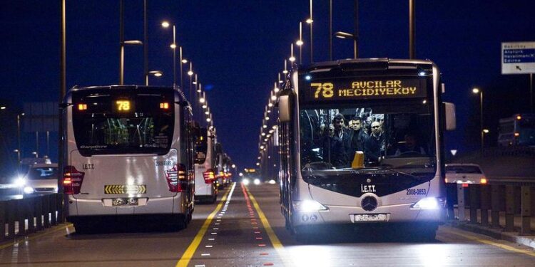 Metrobüs İçin 160 Otobüs Alım İhalesi Yapıldı