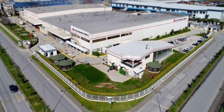 Toyota, Çip Krizi Nedeniyle Türkiye Dahil Küresel Üretimini Azaltacağını Duyurdu