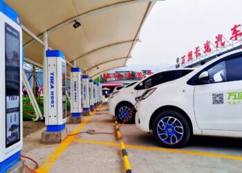 Elektrikli Araçlar Artık Lityum Yerine Tuzla Çalışacak