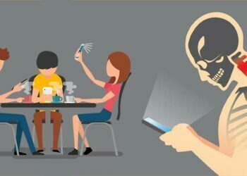 Cep Telefonunun Yanlış Kullanımı Boyun Ağrısı Sebebi