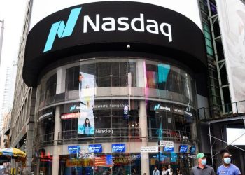 Teknoloji Borsası Nasdaq, 2008’den Beri En Kötü Yılını Kapatıyor, IBM ve VMware Kazançlı