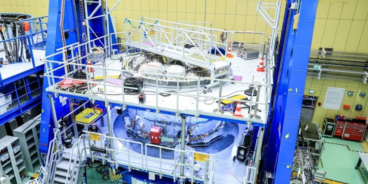 Airbus, NASA’nın Orion Uzay Aracı İçin İkinci Avrupa Servis Modülünü Yolladı