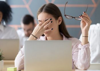 Teknolojinin Getirdiği Hız Normal Hayatta Sabırsızlığa Neden Oluyor