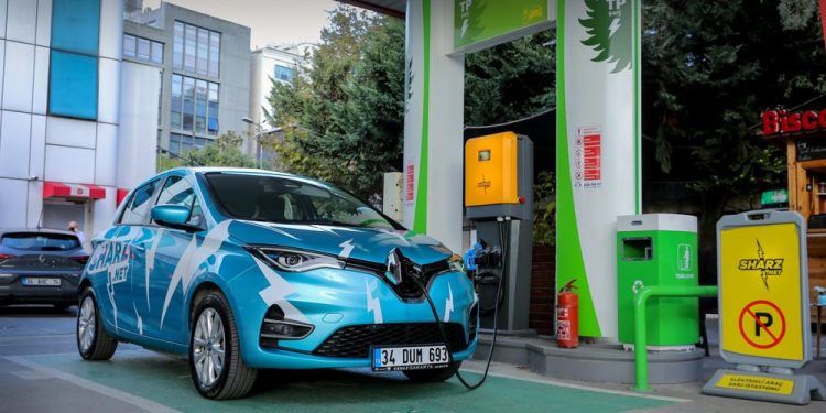 Ayşe Ece Şengönül: “Elektrikli Otomobile Geçişte 2023 Yılı Dönüm Noktası Olacak”
