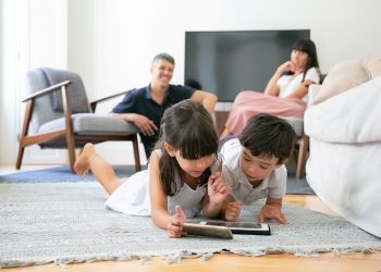 Türkiye’de Ebeveynlerin %52’si Ebeveyn Kontrolü Uygulamaları Kullanıyor