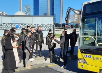 Moto Kuryelerden İETT’ye Teşekkür Ziyareti
