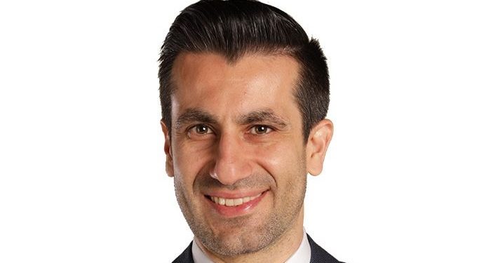 Dr. Oğuzhan Aygören’den Kitle Fonlaması Araştırması: “Büyük Bir Balina Yakalamak Yerine Küçük Balıklardan Ordu Kurun”