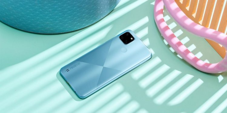 realme, Yeni Lokal Üretim Akıllı Telefonu realme C21Y’yi Piyasaya Sürüyor