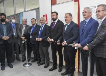 İTÜ Hava ve Uzay Araçları Tasarım Laboratuvarı Hizmete Açıldı