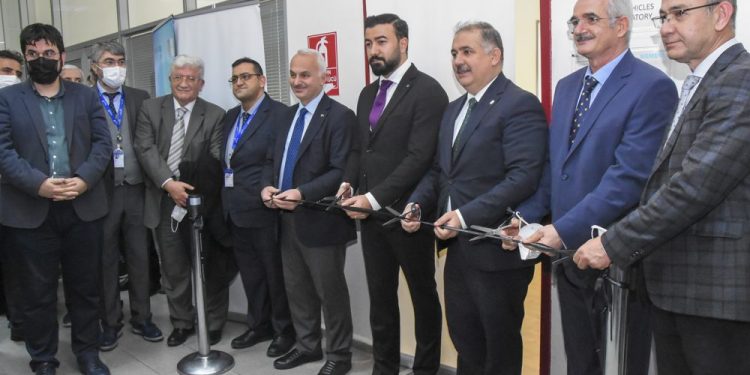 İTÜ Hava ve Uzay Araçları Tasarım Laboratuvarı Hizmete Açıldı