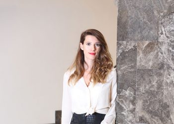 Selin Batı Oran’ın İlk Şiir Kitabı Turnalar Yayınlandı