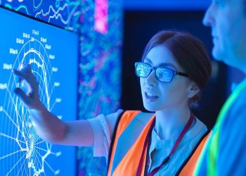 Fujitsu’dan Müşterilerine 500 Yapay Zeka Uzmanı Daha
