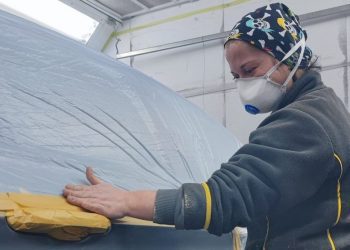 Auto King’in Kadın Ustası Yasemin Türk: “Arabaları Seviyorum”