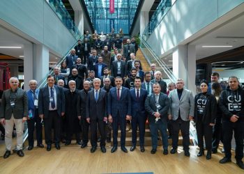 Girişimciler ve Yatırımcılar “Açık Kapı: İş Dünyası ile Buluşma Etkinliğinde” Bir Araya Geldi