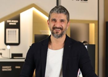 Samsung Electronics Türkiye’de Mobil İş Birimi Pazarlama Yönetimi Grup Müdürlüğü’ne Gökhan Alacahanlı Getirildi