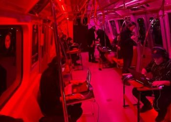 Gamerlar, İstanbul Metrosu’nda ROG İle Oyuna Devam Etti