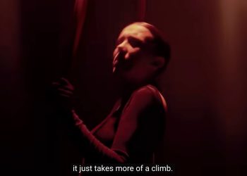 Millie Bobby Brown, İlham Veren Hikâyesini Galaxy S22 Ultra İle Ekranlara Taşıdı