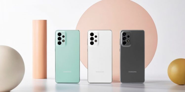 Samsung, 5nm İşlemciyle Güçlendirilen Yeni Galaxy A Serisini Tanıttı
