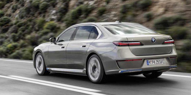 BMW’nin Amiral Gemisi Yeni BMW 7 Serisini Tanıttı