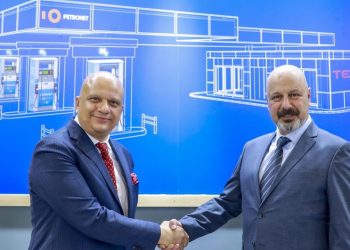 Teksis ve Petrone’ten Yeşil Yakıt Üretimi Konusunda İşbirliğine İlk Adım Atıldı