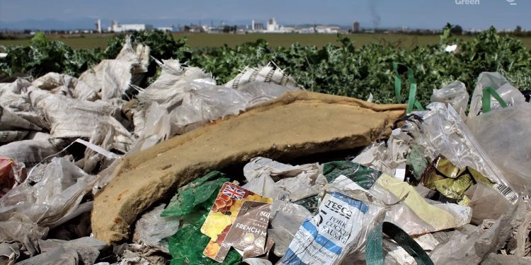 Deva Partisi, Adana’ya Gelen Çöpleri Sordu: “Kaç Ton Zehirli Atık Türkiye’ye İthal Edilmiştir?”