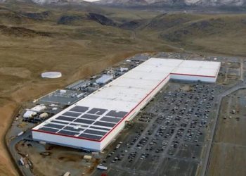Tesla, Shanghai’de 450 bin Araç Kapasiteli 2. Bir Fabrika Kuruyor