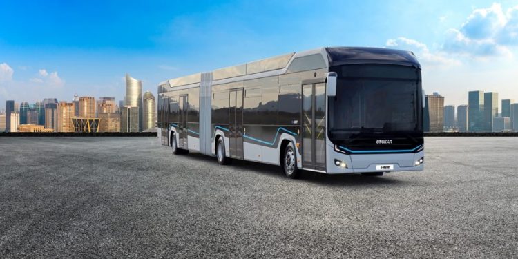 Otokar’ın Centro Ailesi İki Farklı Modelle Yollara Döndü