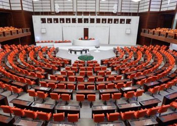 AKP’nin Dezenformasyon Yasa Tasarısı Yarın Dijital Mecralar Komisyonuna Geliyor