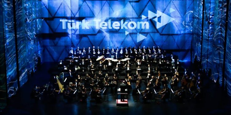 AKM’nin Kalbi Türk Telekom Opera Salonu’nda Gala Gecesine Özel Performans