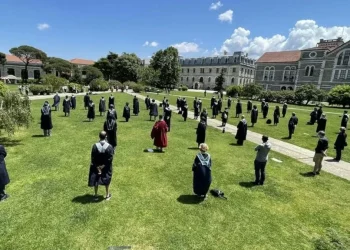 Boğaziçi Üniversitesi Mensuplarının Kişisel Verilerinin Bir Firma İle Paylaşıldığına Dair İddialar Meclis’e Taşındı