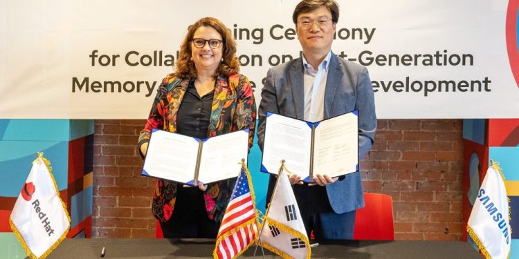 Samsung ve Red Hat’ten Yeni Nesil Bellek Yazılımı İçin İş Birliği