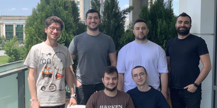 TeklifimGelsin 1. Yaşında 2.4 Milyon $ Değerleme İle Yatırım Aldı