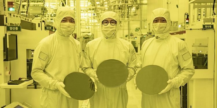 Samsung, TSMC’den Önce 3nm Çip Üretime Geçiyor