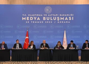 Adil Karaismailoğlu “5G Yakında” Diyor, Peki Hangi Altyapı ile?