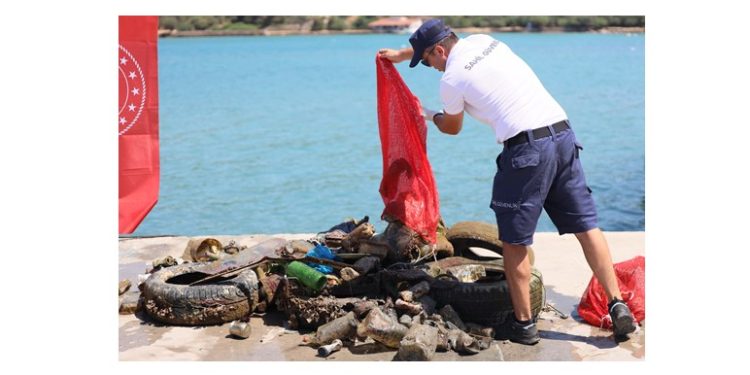 Daha Temiz Bir Deniz İçin 7 Ton Atık Toplandı