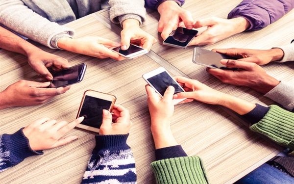 Her 5 Şirketten 1’i Tüm Çalışanlarına Cep Telefonu Vermeyi Tercih Ediyor