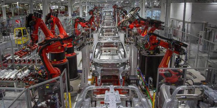 Tesla, Karantina Sonrası Çin’de Yeni bir Rekora İmza Attı
