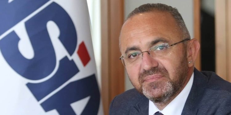 Lisanssız Elektrik Üretim Yatırımcısı, Oyun İçinde Kural Değişikliği Yaşıyor