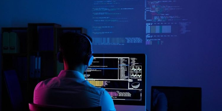 “Beyaz Şapkalı” Hacker’lar Sosyal Medya Hesaplarını Kurtarıyor